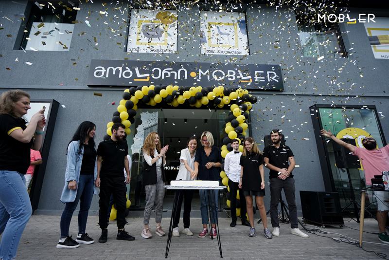 ავეჯისა და აქსესუარების მაღაზია „მობლერის“ მეორე ფილიალი სავაჭრო ცენტრ „საბაში“ გაიხსნა